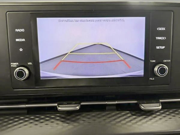 2022 Kia Carnival LX-20
