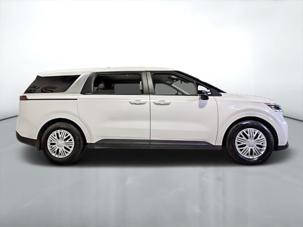 2022 Kia Carnival LX-1