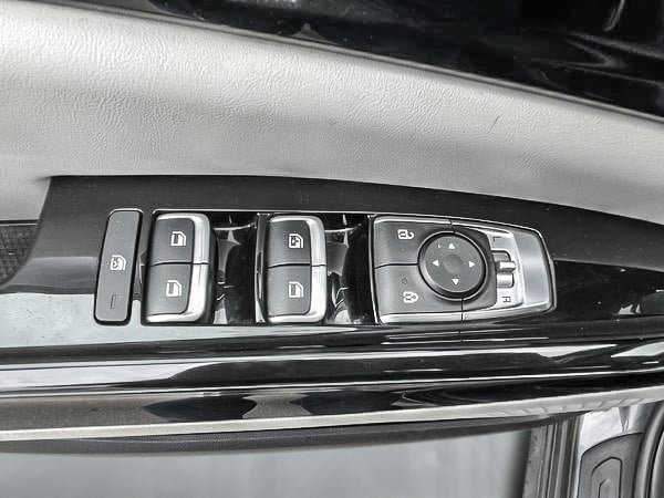 2022 Kia Carnival LX+-8