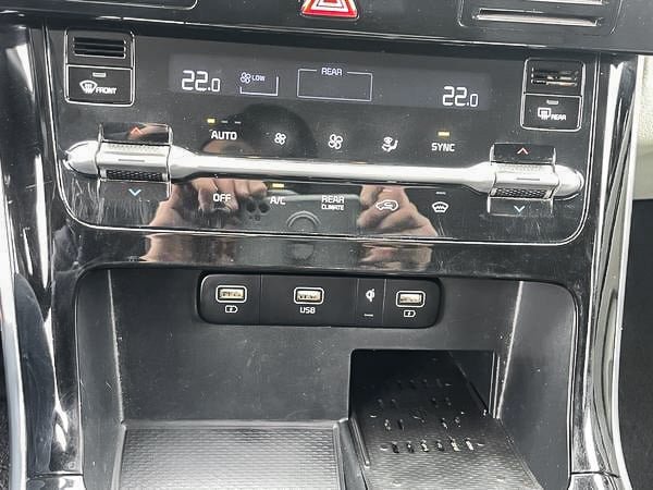 2022 Kia Carnival LX+-15
