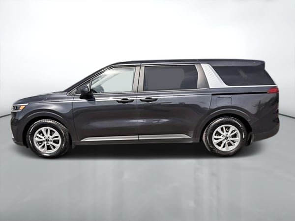 2022 Kia Carnival LX-3