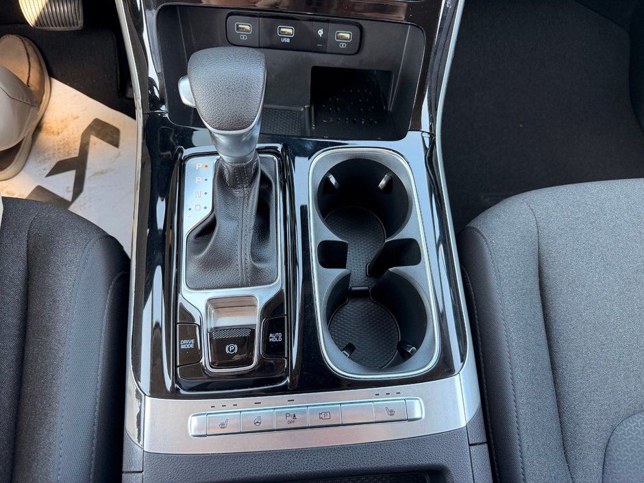 2022 Kia Carnival LX-22