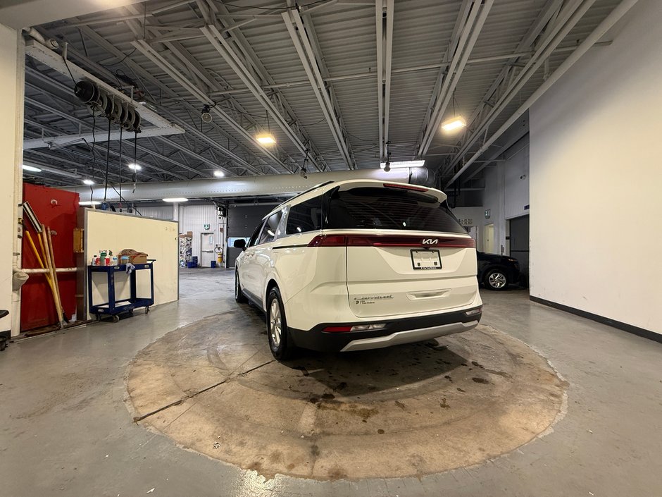 Kia Carnival LX 2022-4