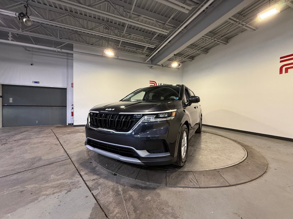 2024 Kia Carnival LX-6