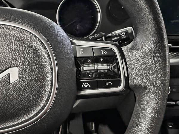 2024 Kia Carnival LX-15