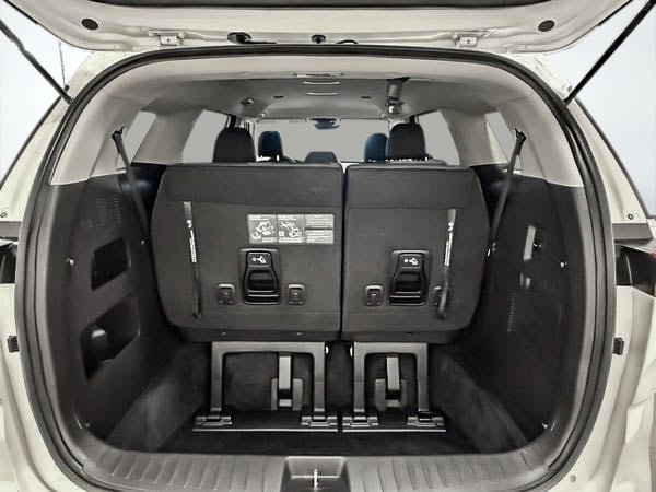 2024 Kia Carnival LX-24