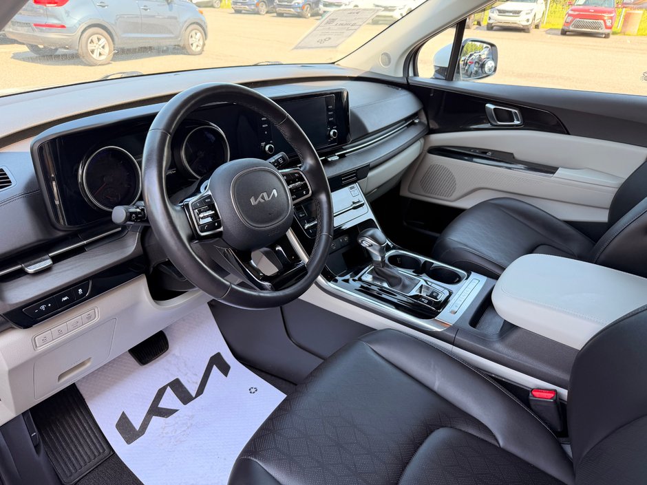 2024 Kia Carnival EX-15