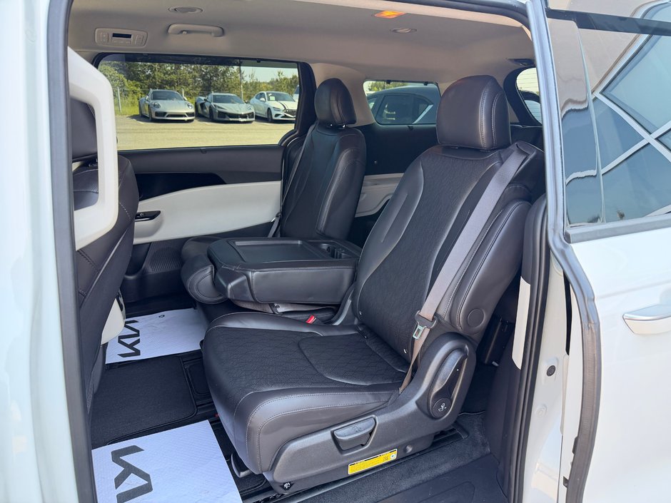 2024 Kia Carnival EX-27