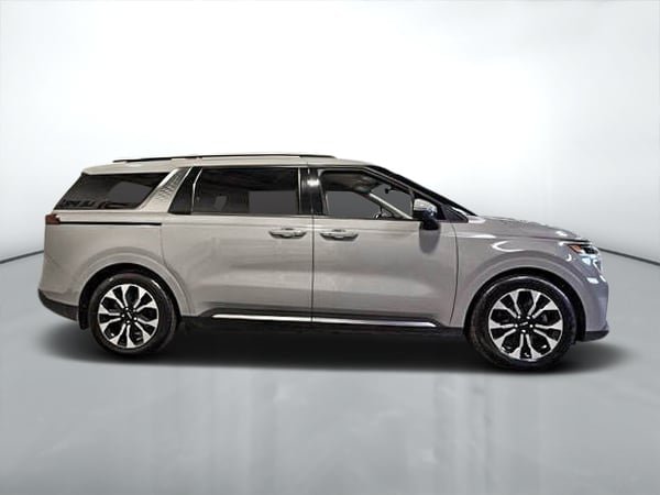 2024 Kia Carnival EX-1