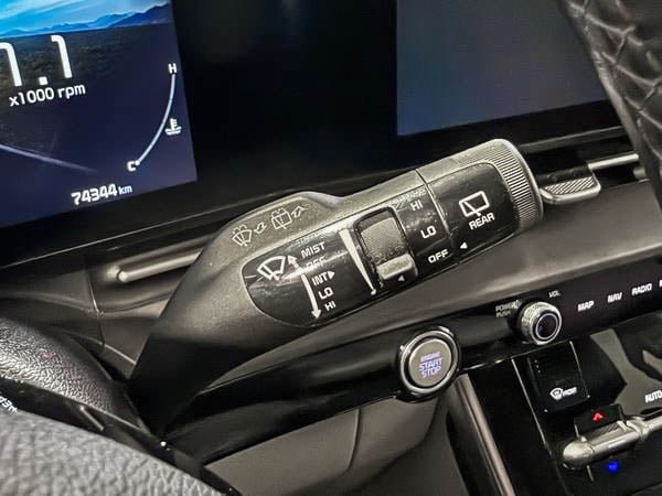 2024 Kia Carnival EX-17