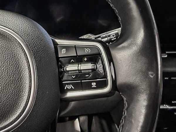 2024 Kia Carnival EX-15