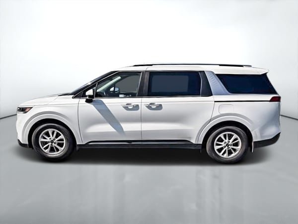 Kia Carnival LX + 2024-3