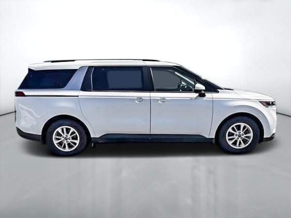Kia Carnival LX + 2024-7