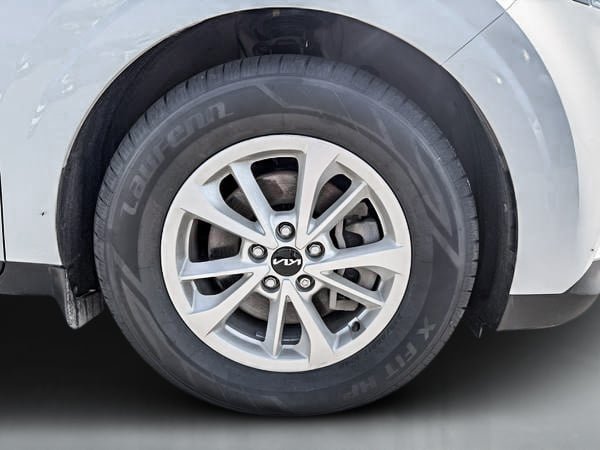 Kia Carnival LX + 2024-9