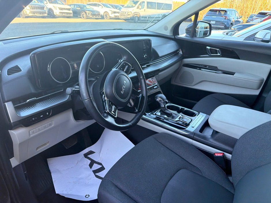 2024 Kia Carnival LX+-14