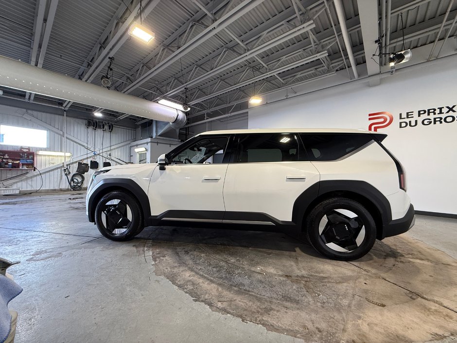 Kia EV9 WIND 2024-5