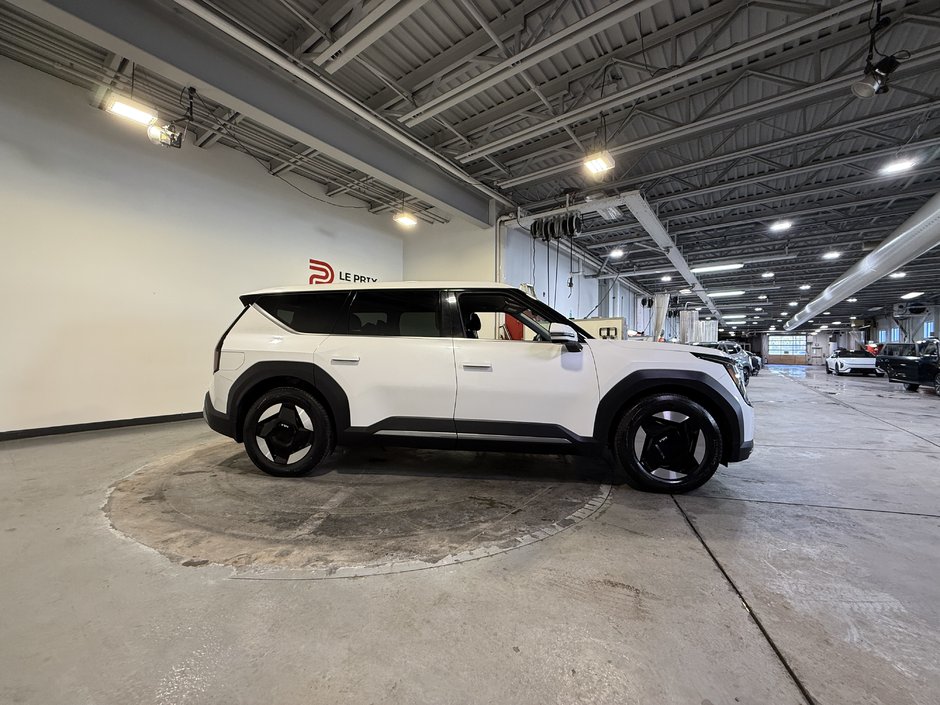 Kia EV9 WIND 2024-1