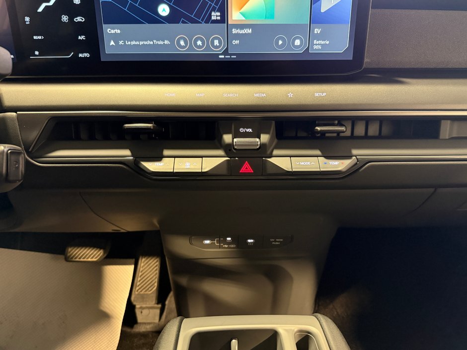 Kia EV9 WIND 2024-22