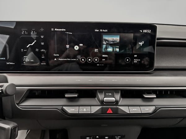 Kia EV9 LAND 2026-19
