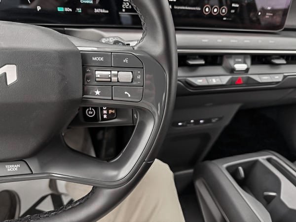 Kia EV9 LAND 2026-17