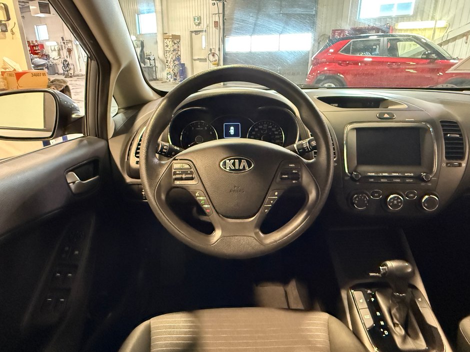 2017 Kia Forte LX-13