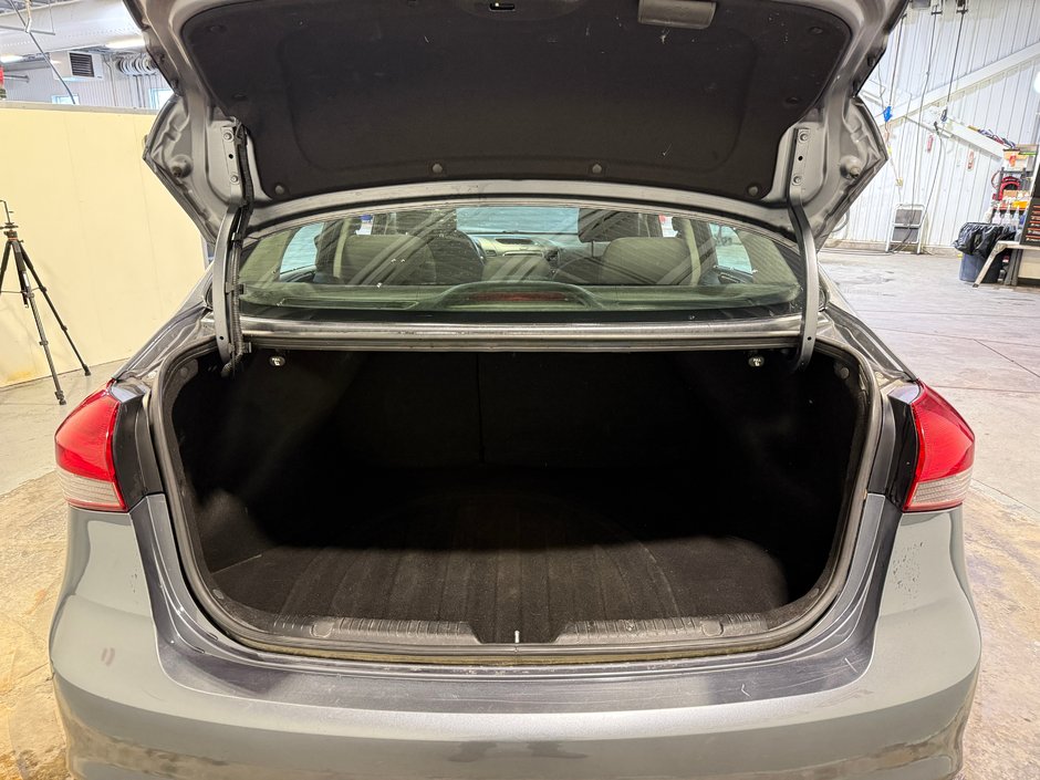 2018 Kia Forte LX-24
