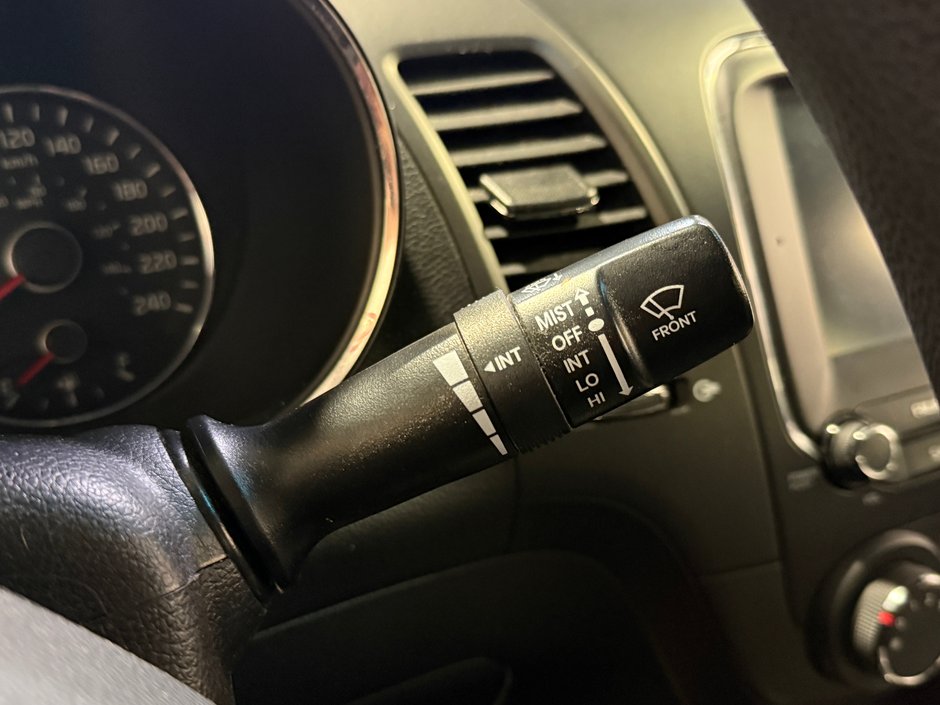 2018 Kia Forte LX-17