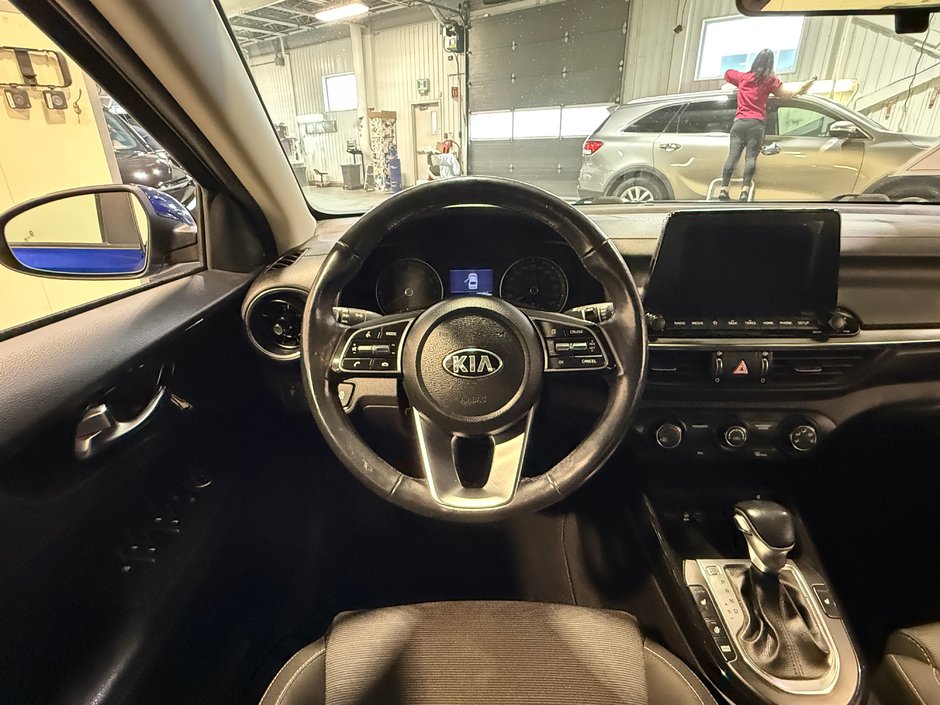 Kia Forte EX 2019-14