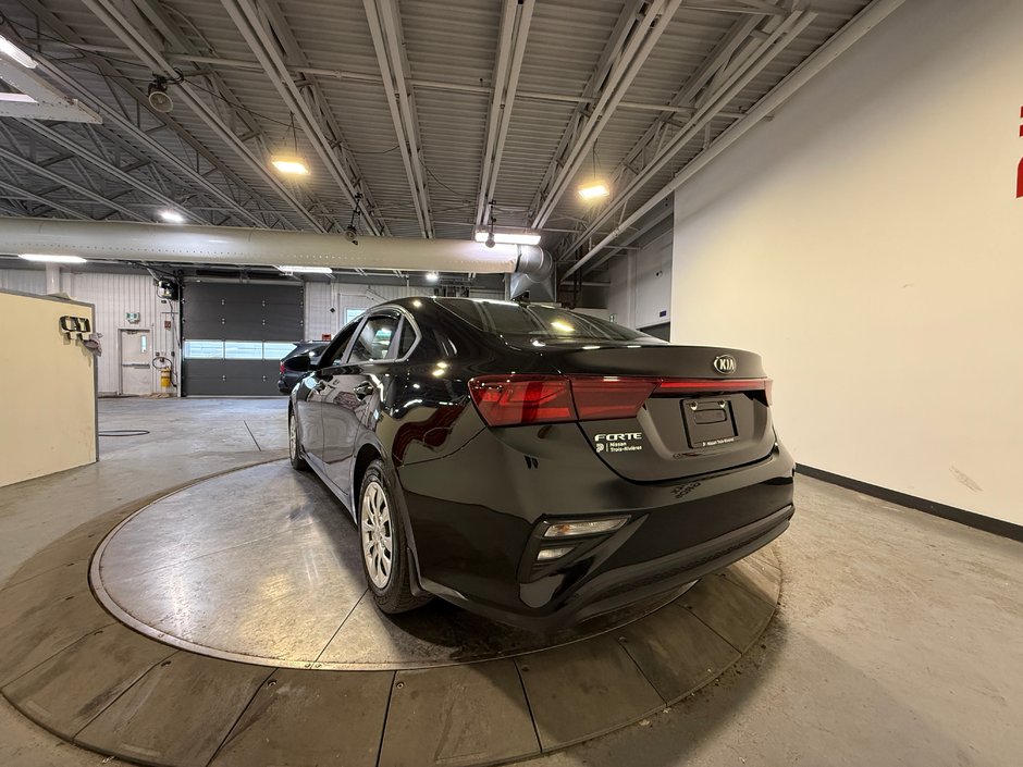 Kia Forte LX 2021-4