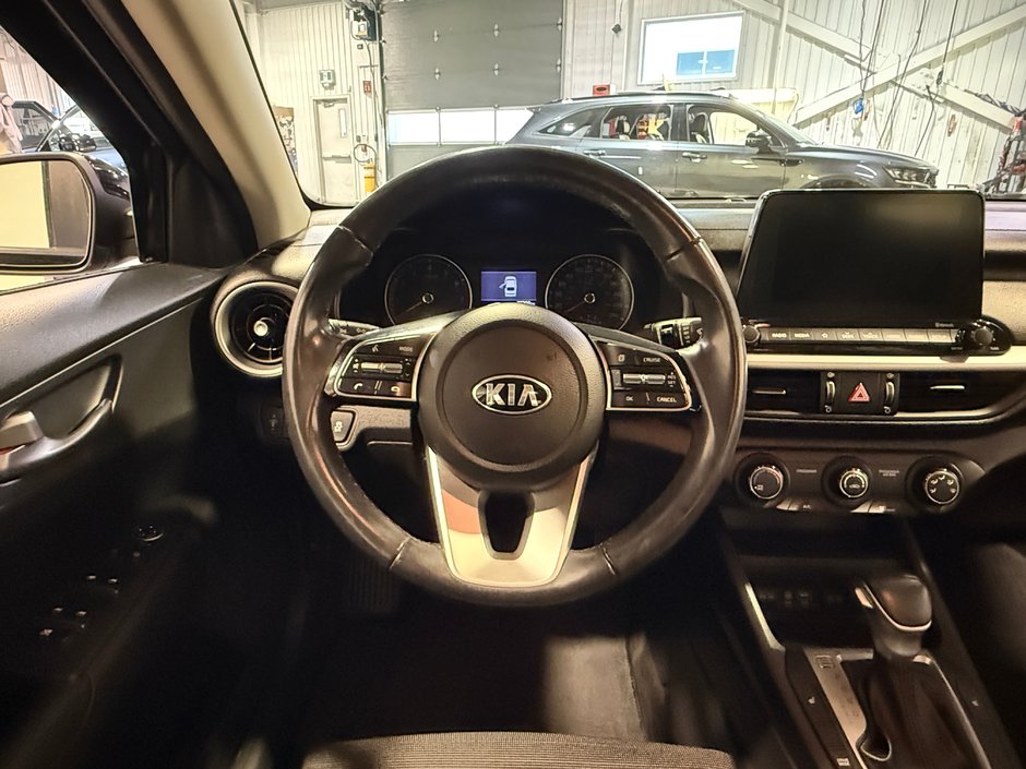 Kia Forte LX 2021-13
