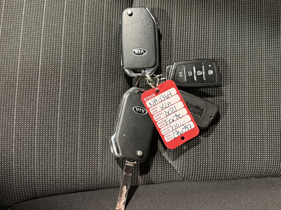 Kia Forte LX 2021-26