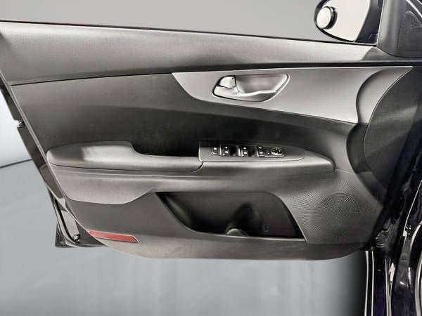 2022 Kia Forte LX-10