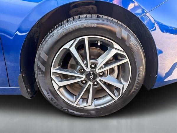 2022 Kia Forte EX-9
