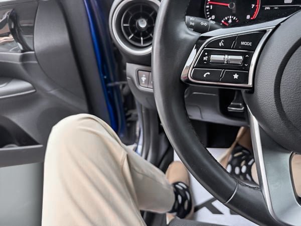 2022 Kia Forte EX-17