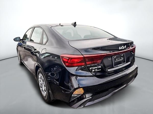 2022 Kia Forte LX-4