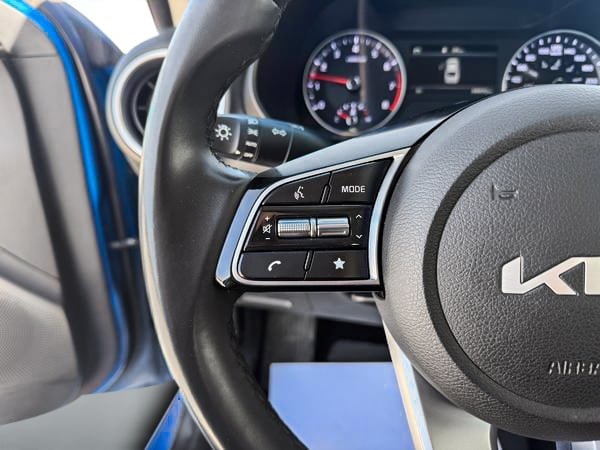 Kia Forte LX 2023-15
