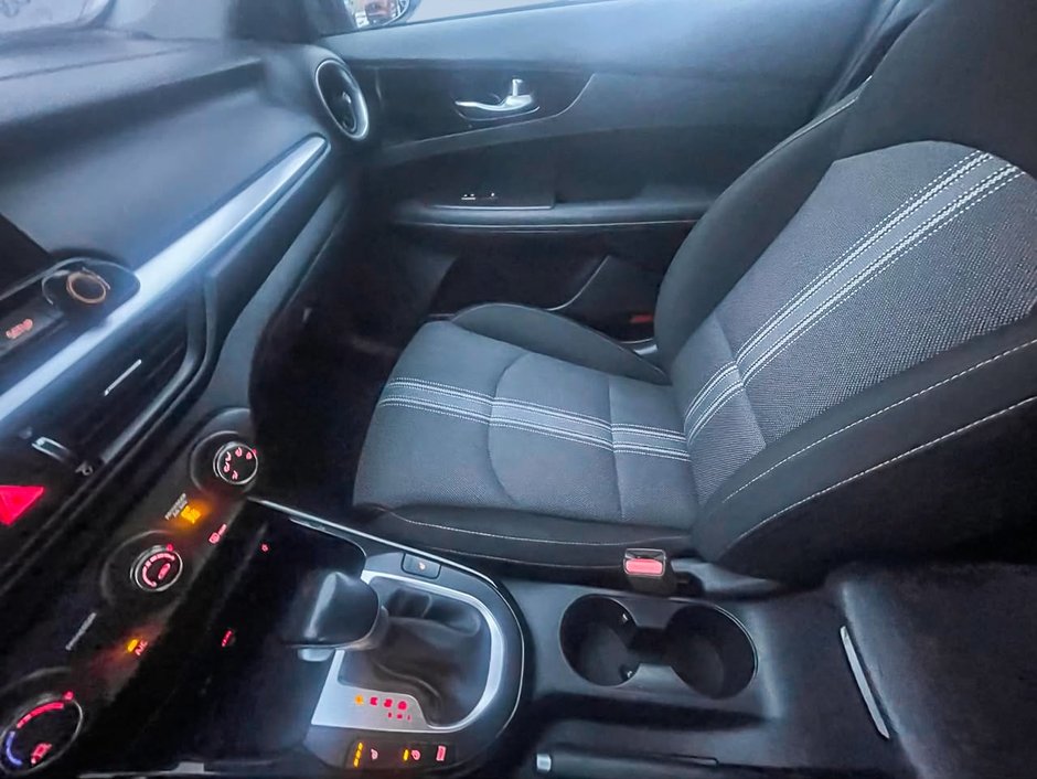 Kia Forte EX 2023-10