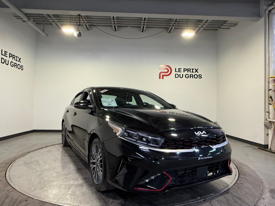 Kia Forte GT LINE 2023-0