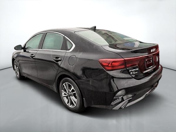 2023 Kia Forte EX-4