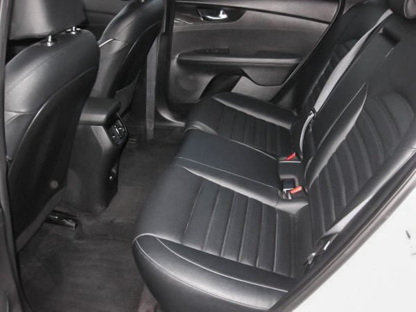 2023 Kia Forte GT LINE-10