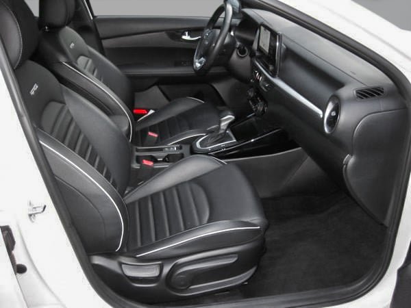 2023 Kia Forte GT LINE-22