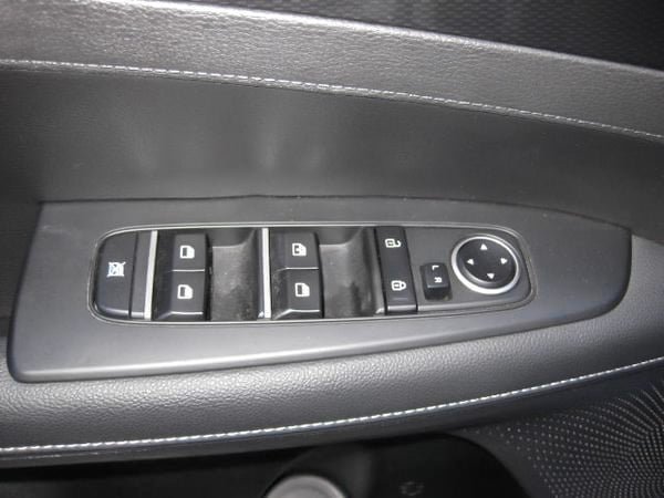 2023 Kia Forte GT LINE-8