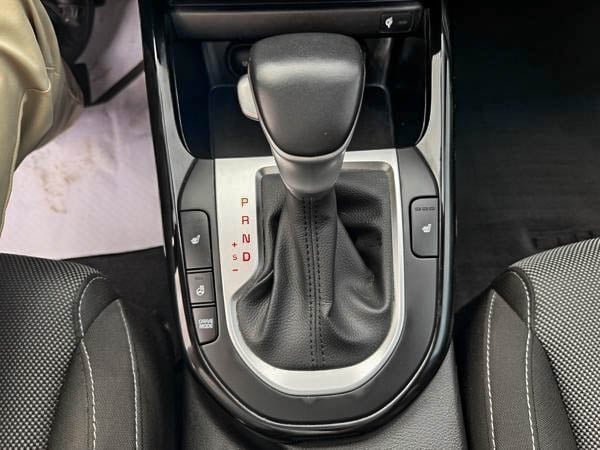 Kia Forte EX+ 2023-23