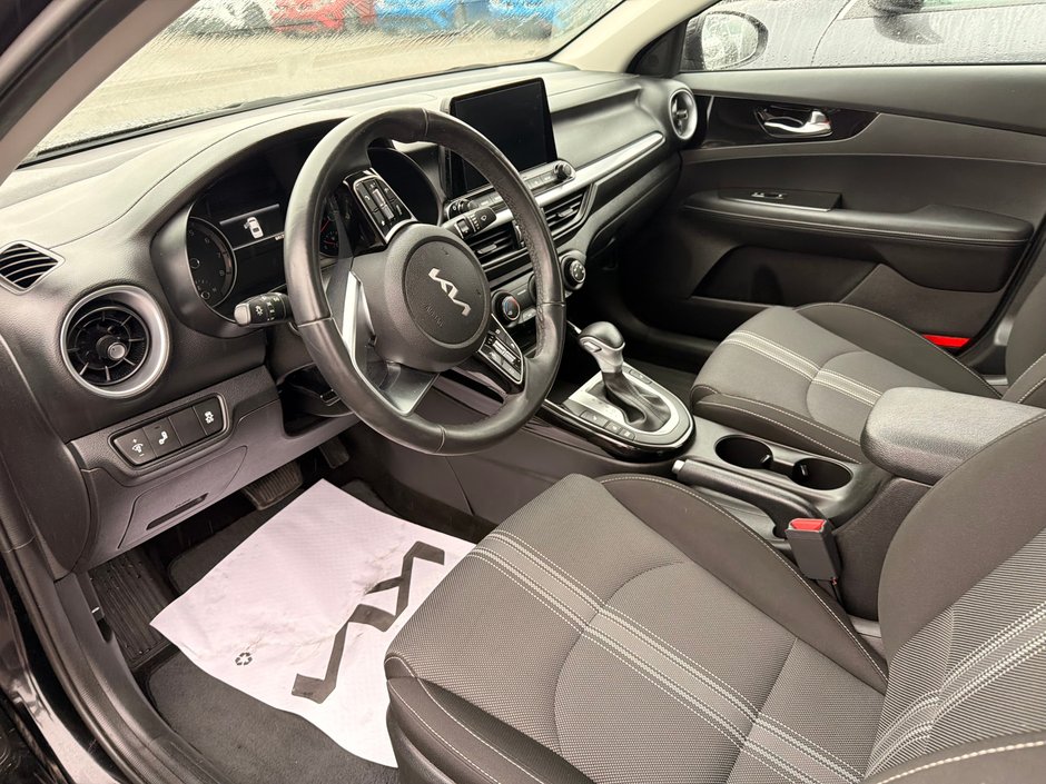 Kia Forte EX+ 2023-14