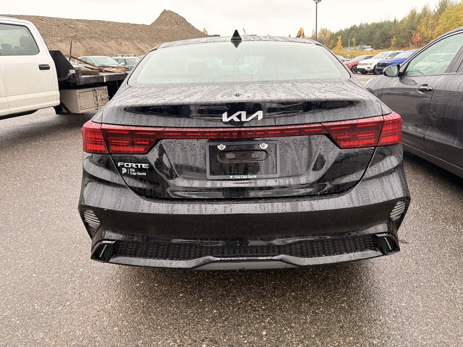 Kia Forte EX+ 2023-5
