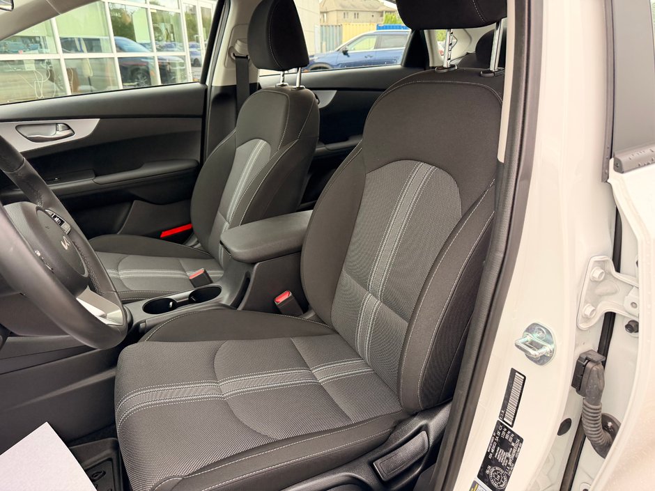 Kia Forte LX 2024-13