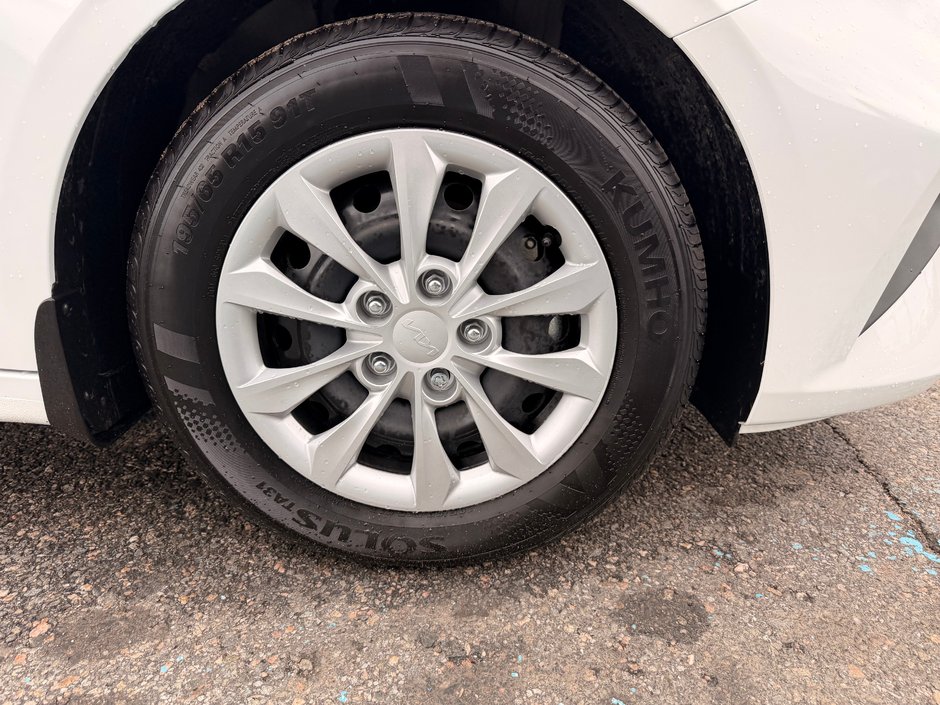 Kia Forte LX 2024-9