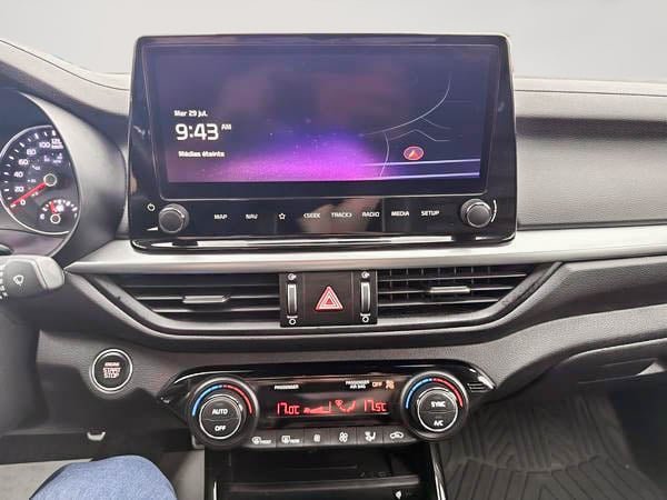 Kia Forte GT-LINE 2024-19