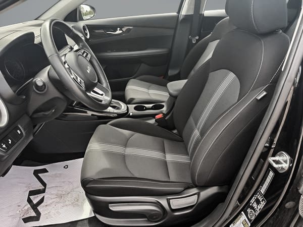 2024 Kia Forte EX+-12