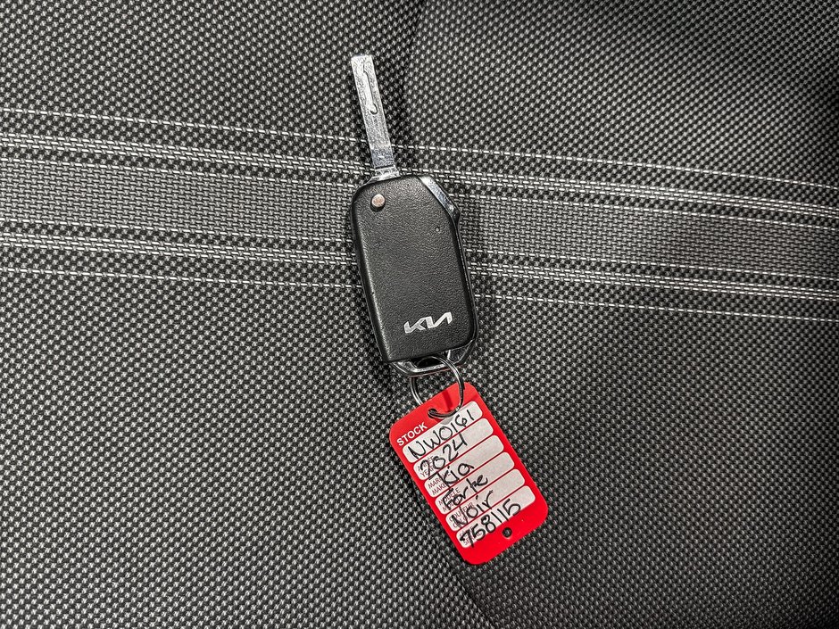 2024 Kia Forte EX-26